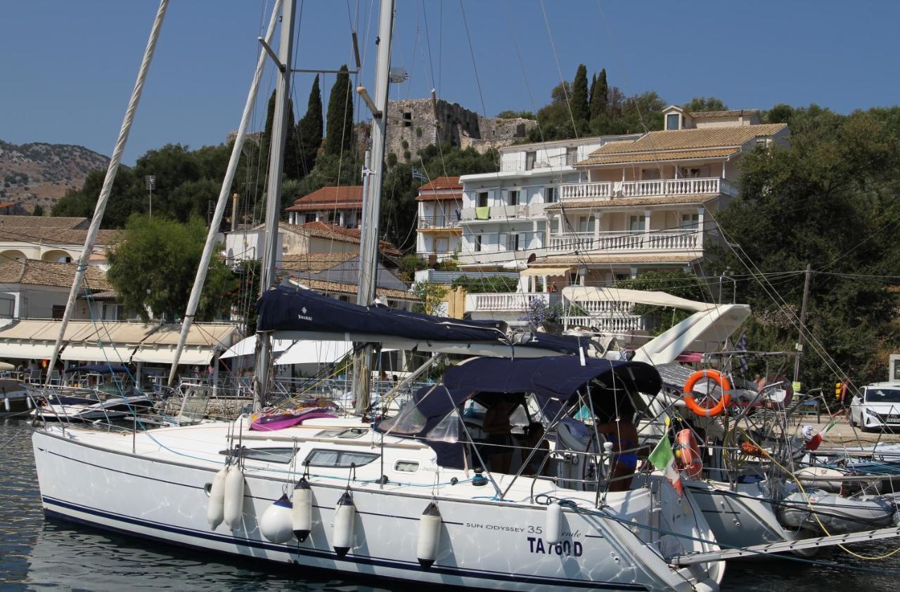 Kassiopi Seafront Elegant Apartments Esterno foto
