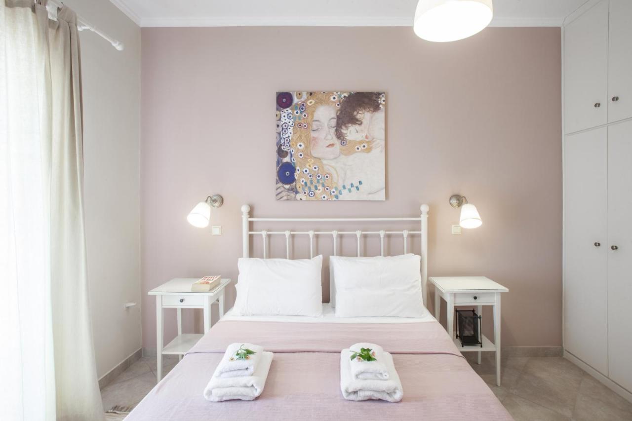 Kassiopi Seafront Elegant Apartments Esterno foto